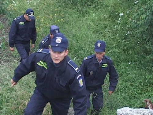 Foto politisti de frontiera Poienile de sub Munte (c) eMaramures.ro